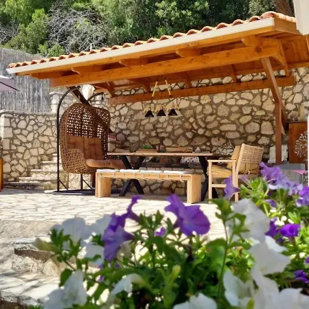 Apartment Rania Agios Nikitas